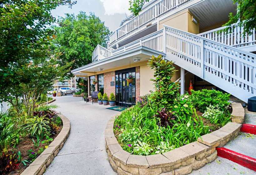 בית מלון כפרי Quality Inn Oceanfront