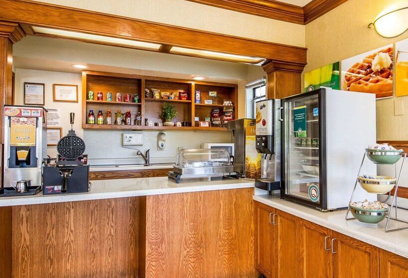 فندق Quality Inn Petaluma   Sonoma