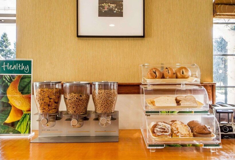 فندق Quality Inn Petaluma   Sonoma