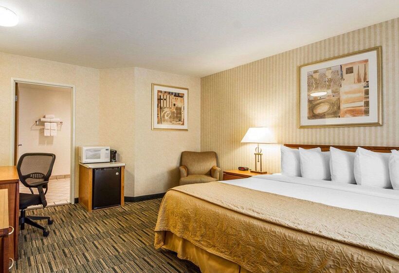 فندق Quality Inn Petaluma   Sonoma