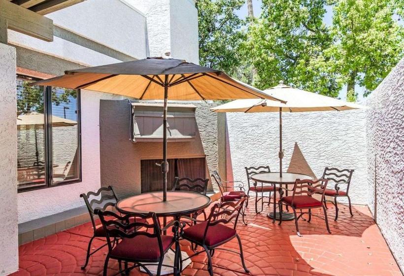 호텔 Inn Phoenix  Airport