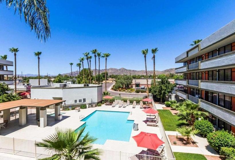 Отель Inn Phoenix Airport