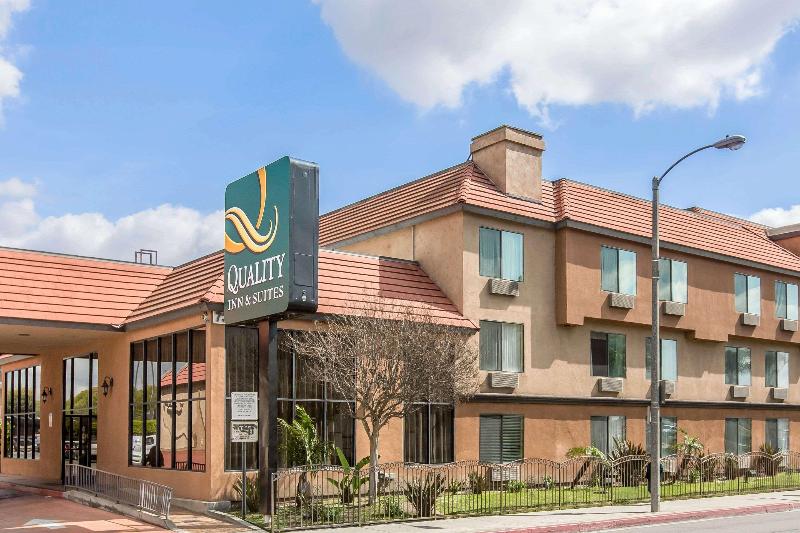 בית מלון כפרי Quality Inn & Suites Bell Gardenslos Angeles