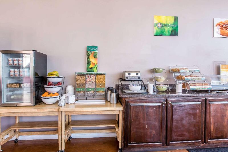 בית מלון כפרי Quality Inn & Suites Bell Gardenslos Angeles