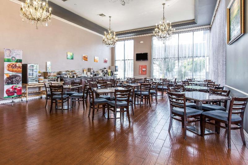 בית מלון כפרי Quality Inn & Suites Bell Gardenslos Angeles