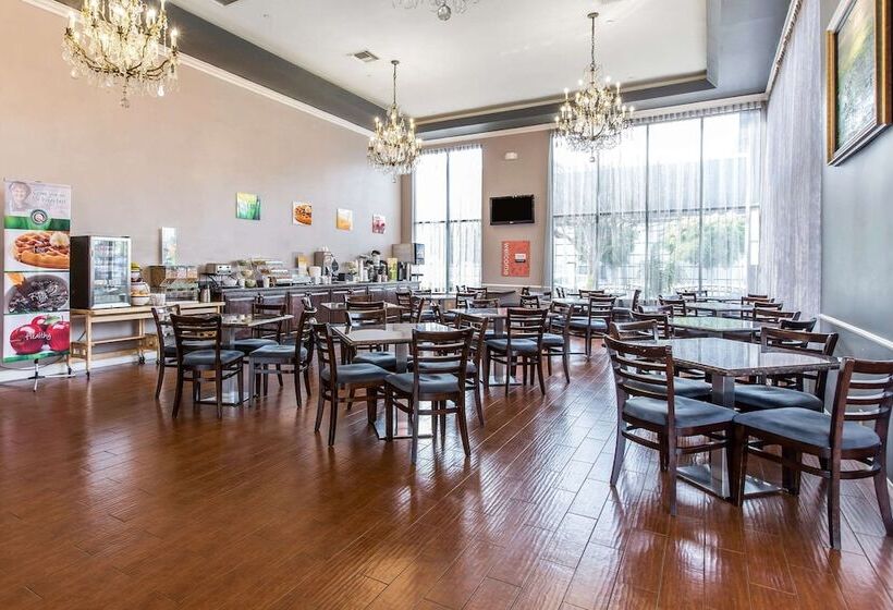 בית מלון כפרי Quality Inn & Suites Bell Gardenslos Angeles