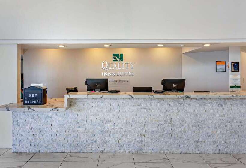 The Buena Park Hotel & Suites