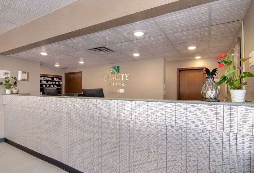 فندق Quality Inn & Suites