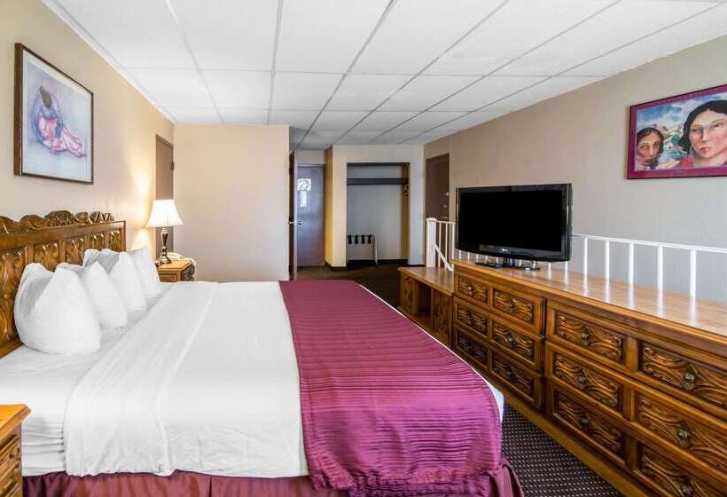 هتل Quality Inn
