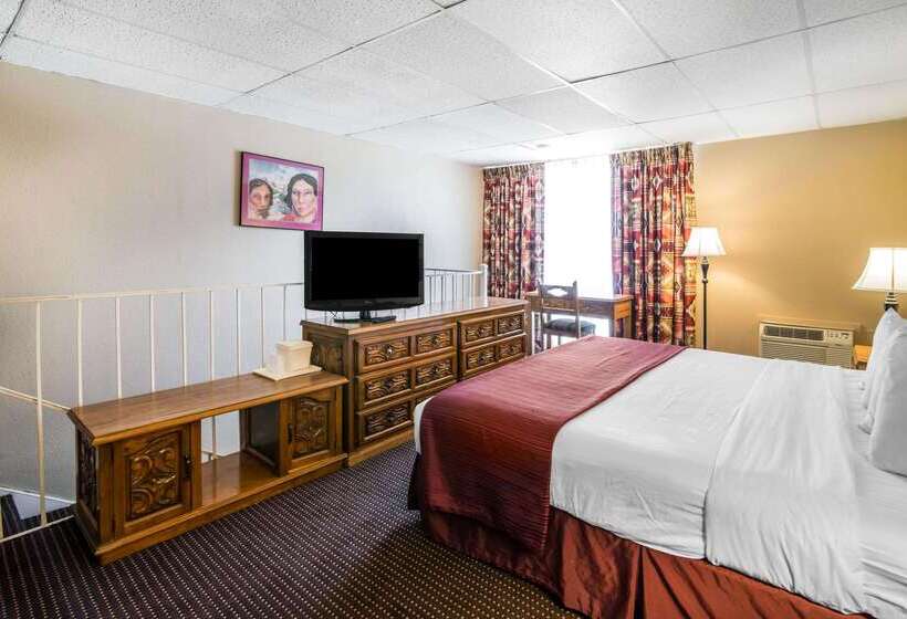 هتل Quality Inn
