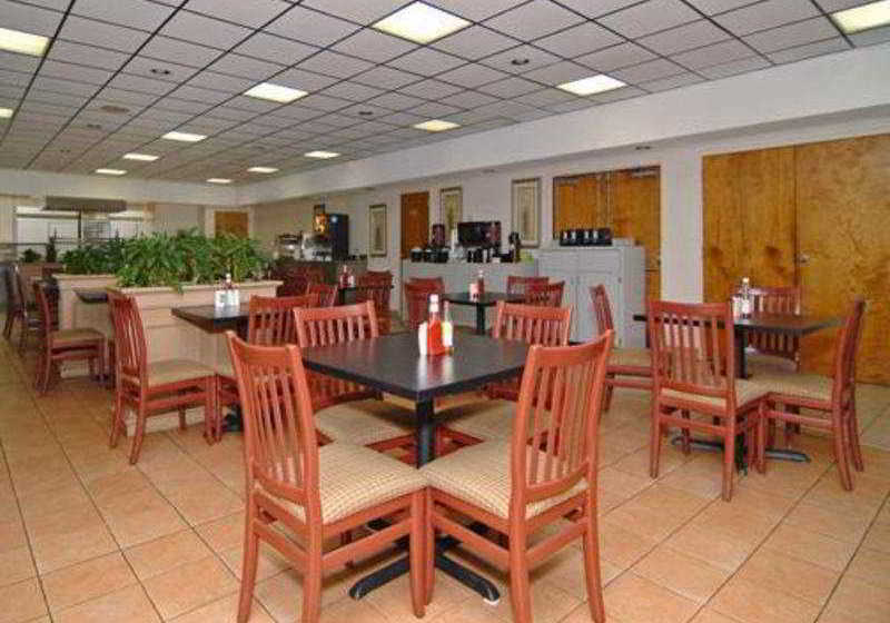 酒店 Quality Suites Convention Center Charleston