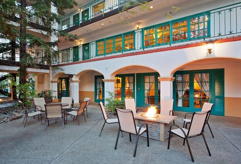 בית מלון כפרי Quality Suites Downtown San Luis Obispo