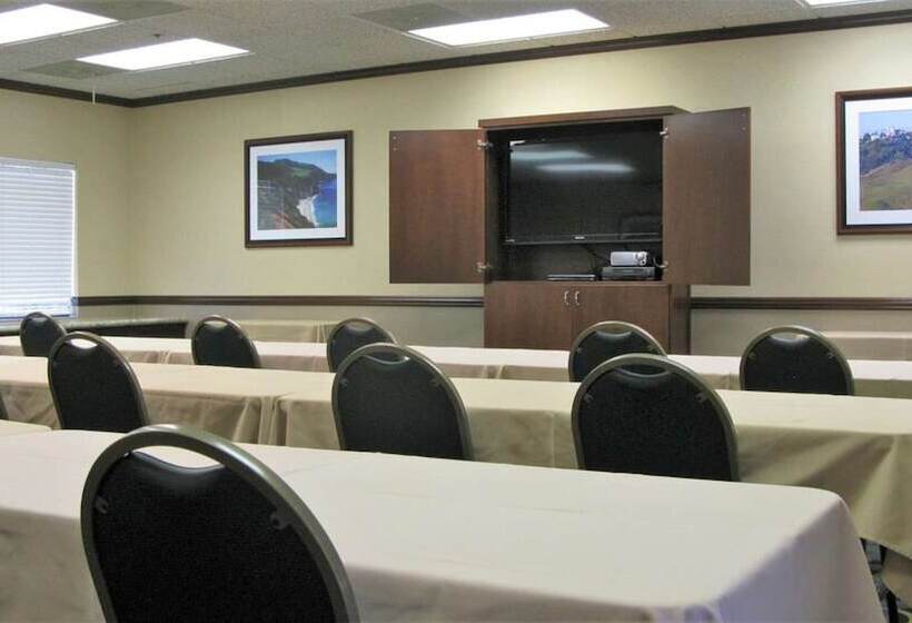 בית מלון כפרי Quality Suites Downtown San Luis Obispo