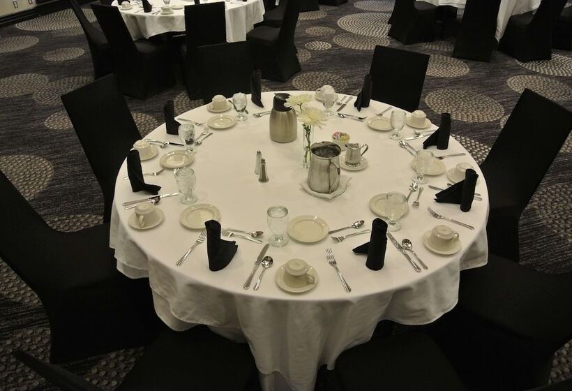 בית מלון כפרי Radisson Blu  Fargo