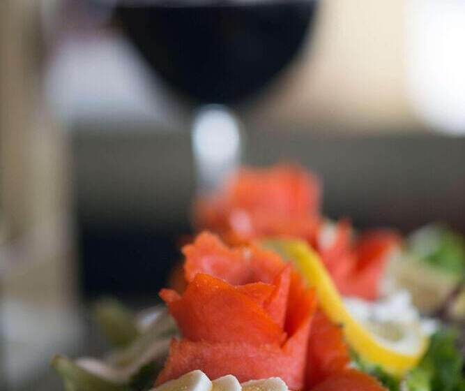 Radisson Hotel Duluth Harborview