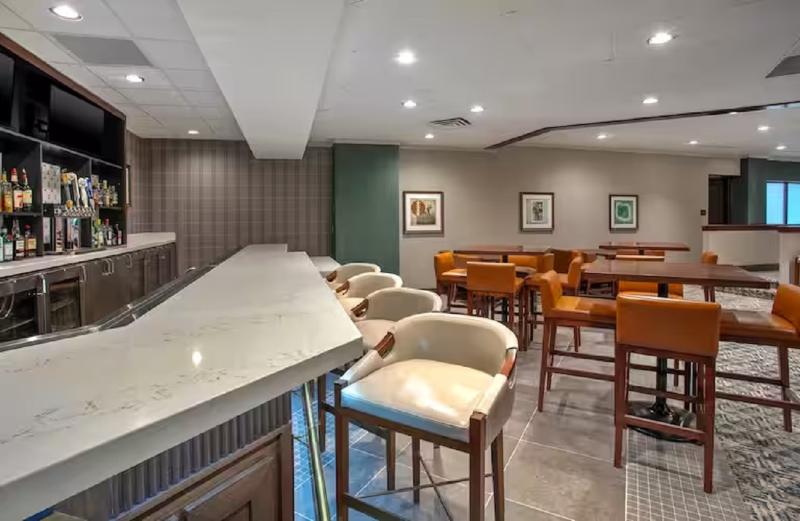 호텔 Doubletree By Hilton Lansing