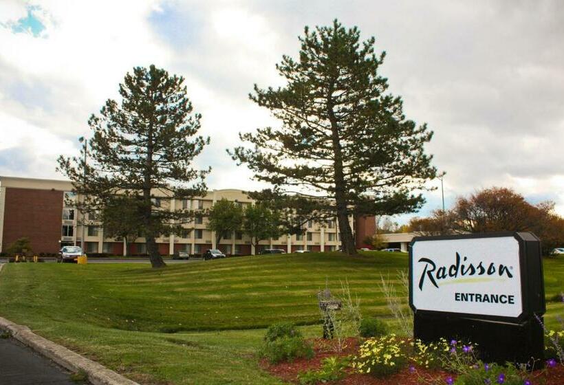 ホテル Radisson Rochester Airport