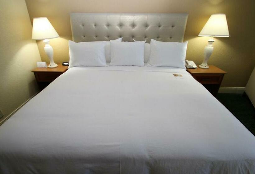 ホテル Radisson Rochester Airport