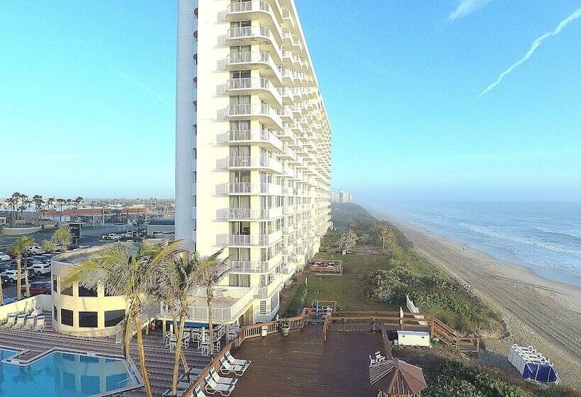 Radisson Suite Hotel Oceanfront