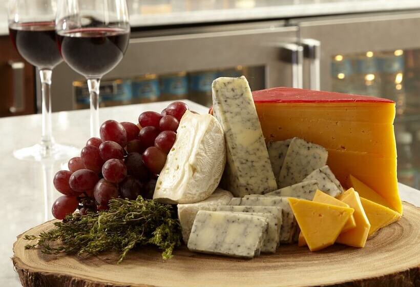 فندق Raleigh Marriott Crabtree Valley