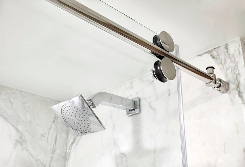 فندق Raleigh Marriott Crabtree Valley