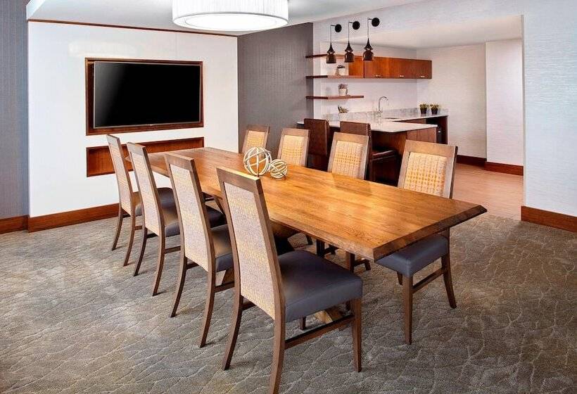 فندق Raleigh Marriott Crabtree Valley