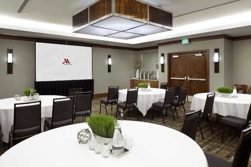فندق Raleigh Marriott Crabtree Valley