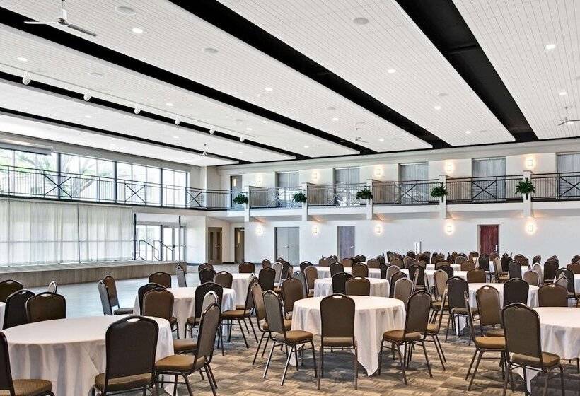 호텔 Quality Inn & Suites Columbus