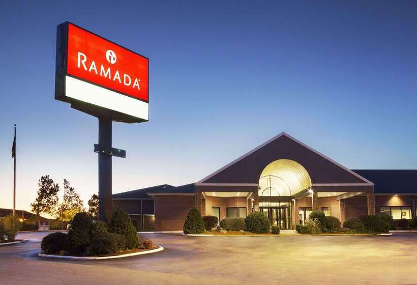 فندق Ramada By Wyndham Batesville