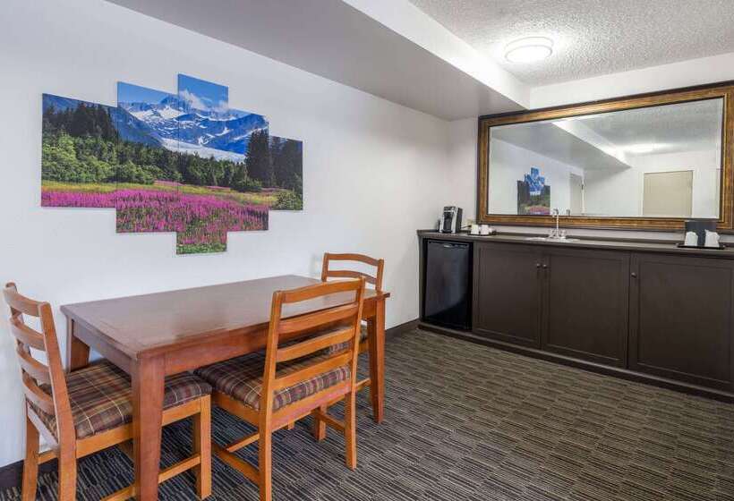 فندق Ramada By Wyndham Juneau