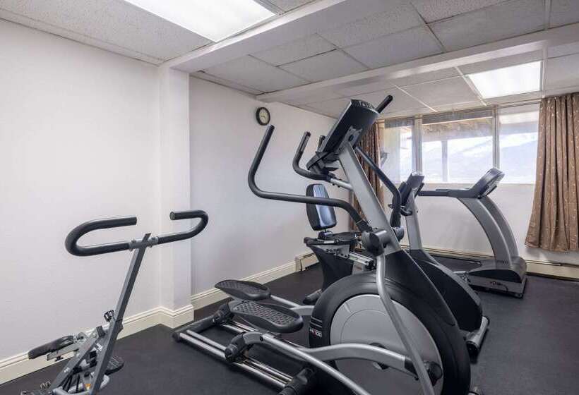 فندق Ramada By Wyndham Juneau