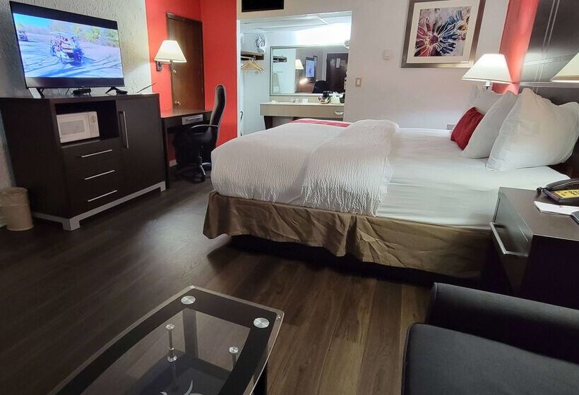 فندق Ramada By Wyndham Mountain Home