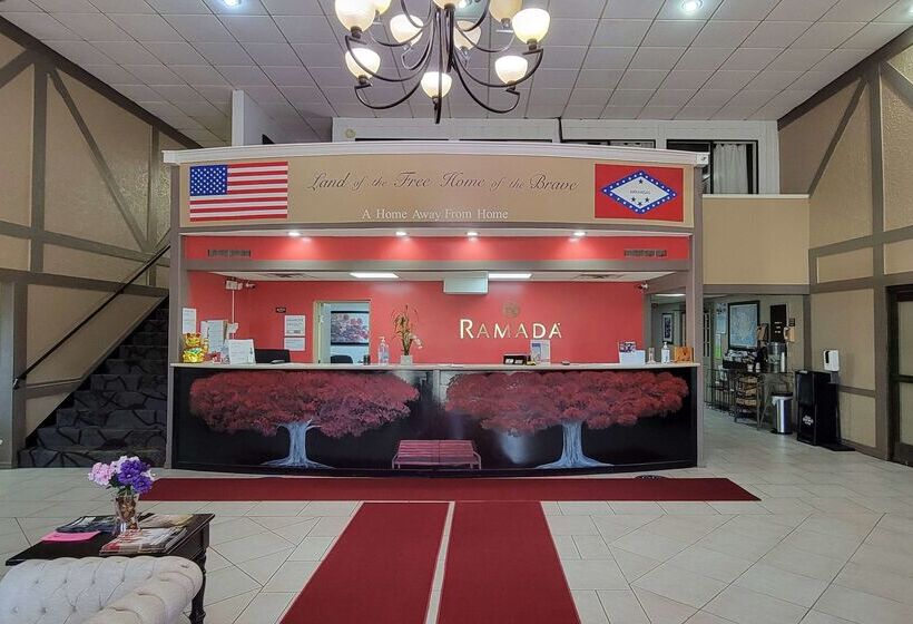 فندق Ramada By Wyndham Mountain Home