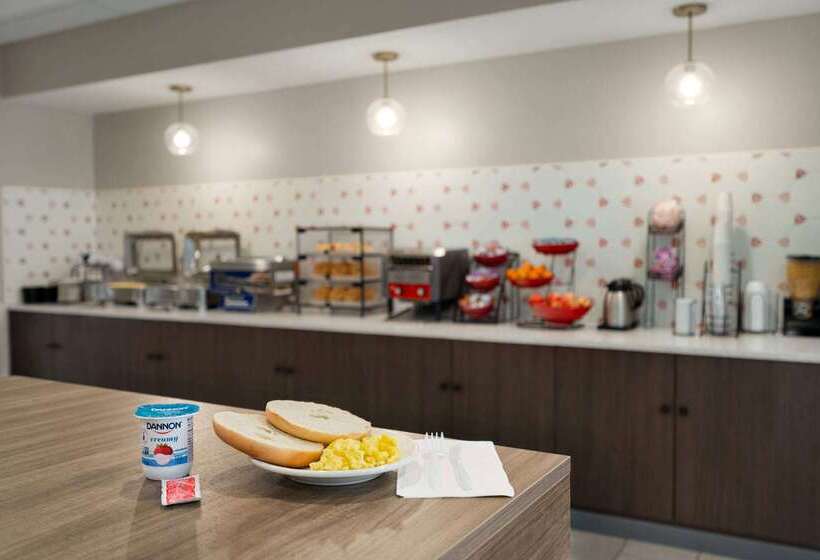 호텔 Ramada By Wyndham Allentown Bethlehem