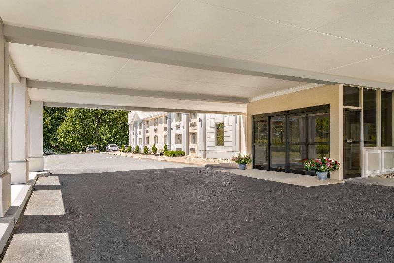 호텔 Ramada By Wyndham Allentown Bethlehem