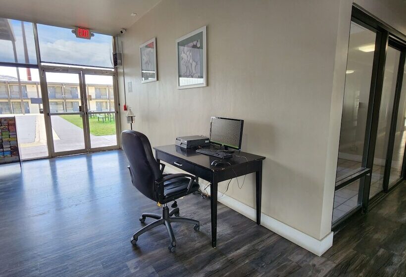 هتل Red Lion Inn & Suites Tucson Downtown