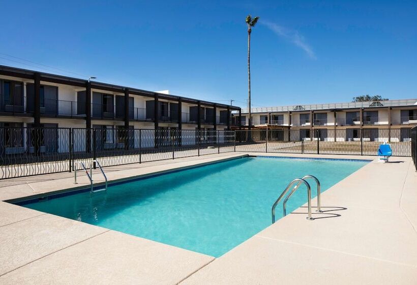 هتل Red Lion Inn & Suites Tucson Downtown