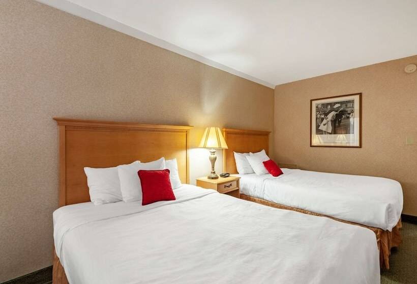 Red Lion Hotel Rosslyn Iwo Jima