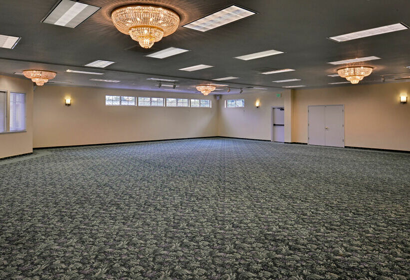 فندق Red Roof Inn Arcata