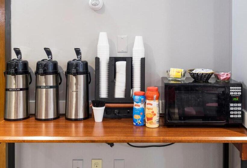 호텔 Red Roof Inn Fulton