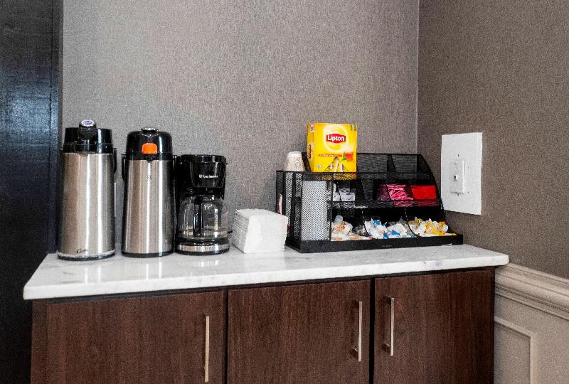 فندق Red Roof Inn Petersburg  Fort Lee