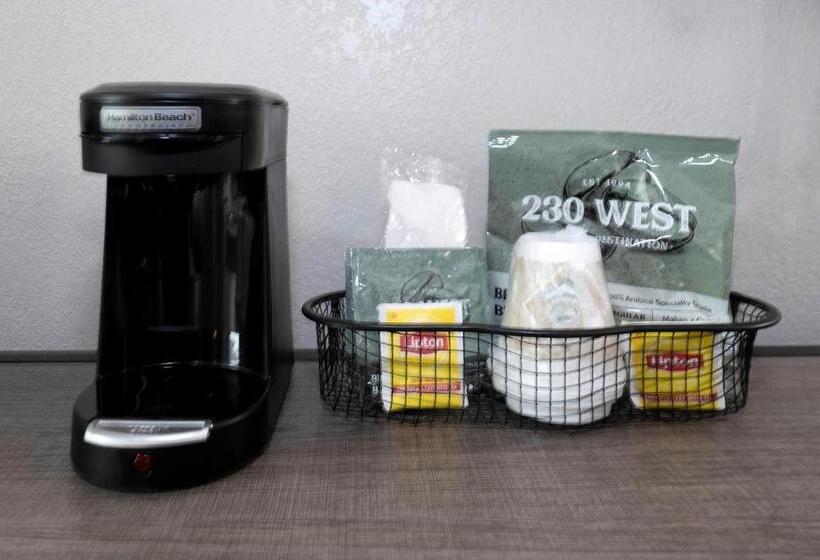 فندق Red Roof Inn Petersburg  Fort Lee