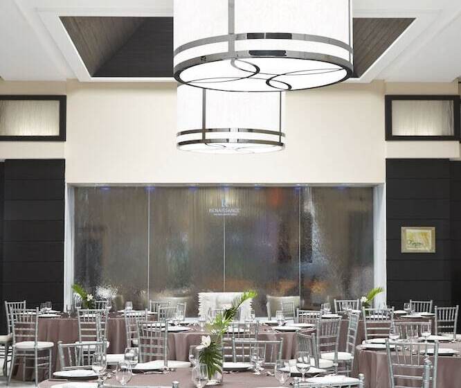 ホテル Renaissance Orlando Airport