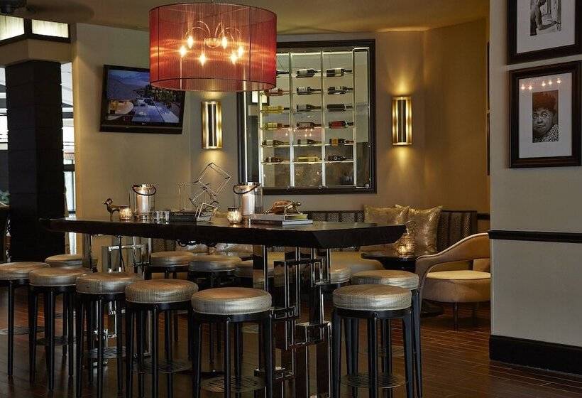 ホテル Renaissance Orlando Airport