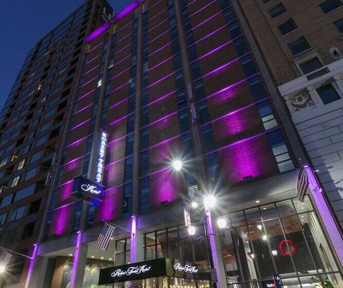 ホテル Robert Treat