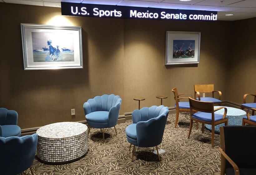 ホテル Robert Treat