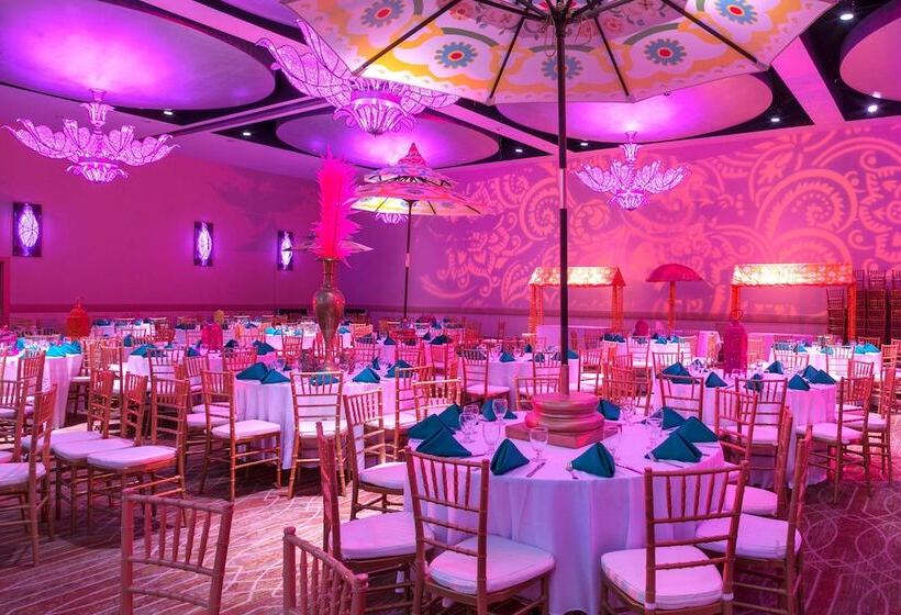 ホテル Robert Treat