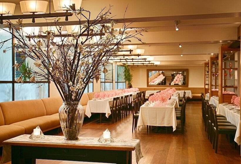 ホテル Robert Treat