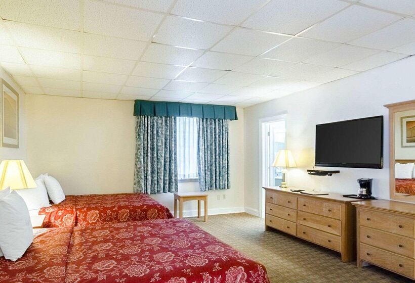 هتل Rodeway Inn Historic