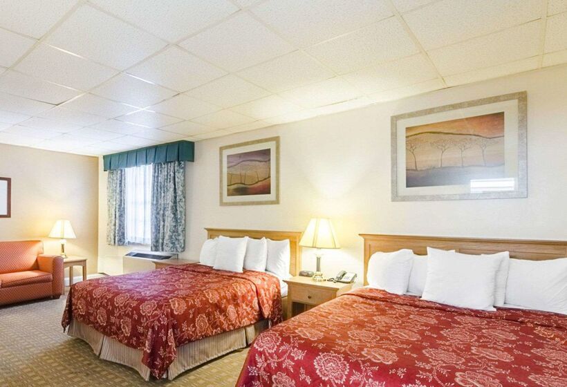 בית מלון כפרי Rodeway Inn Historic